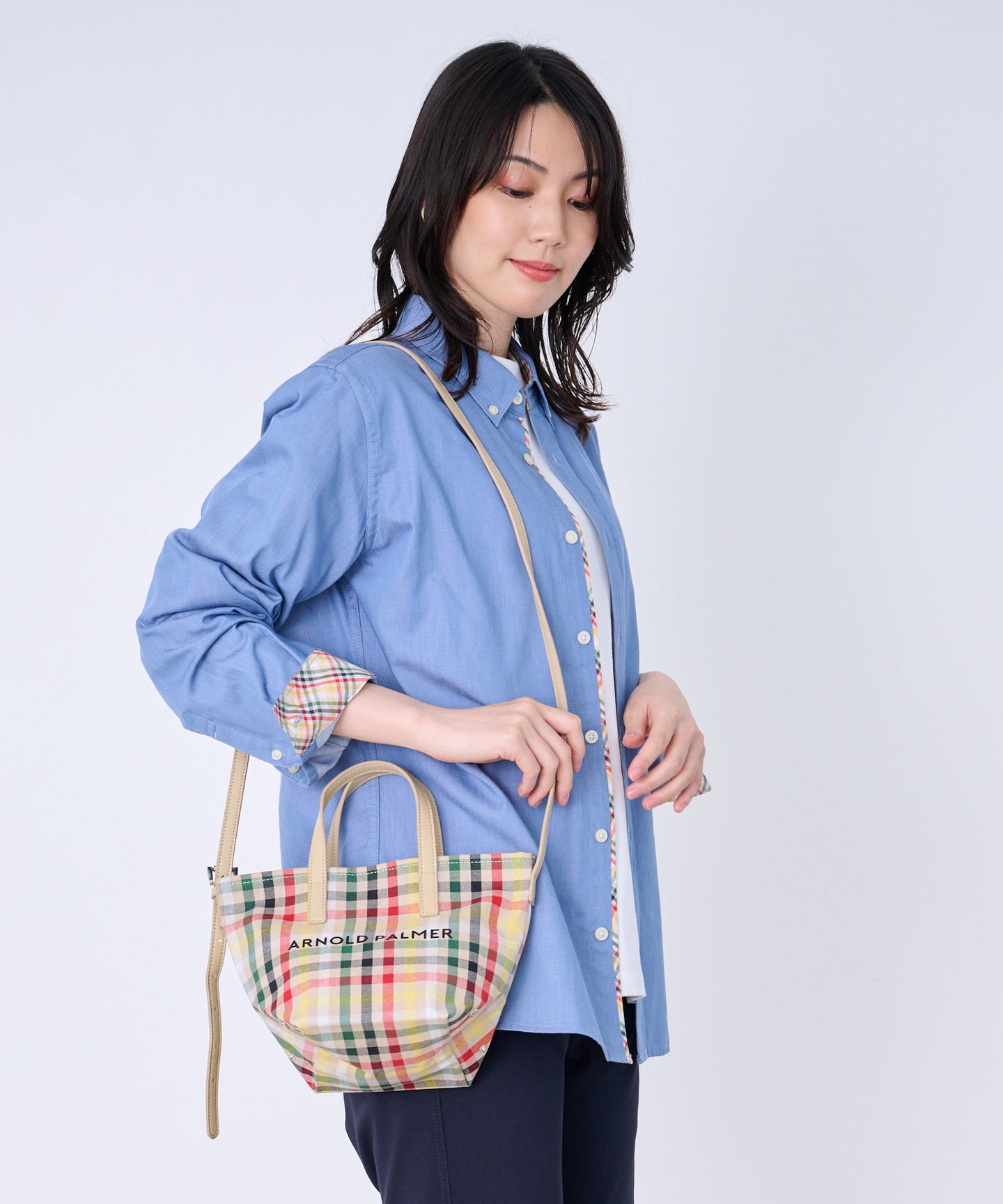 Arnold Palmer 2WAYコンパクト シェアサコッシュ